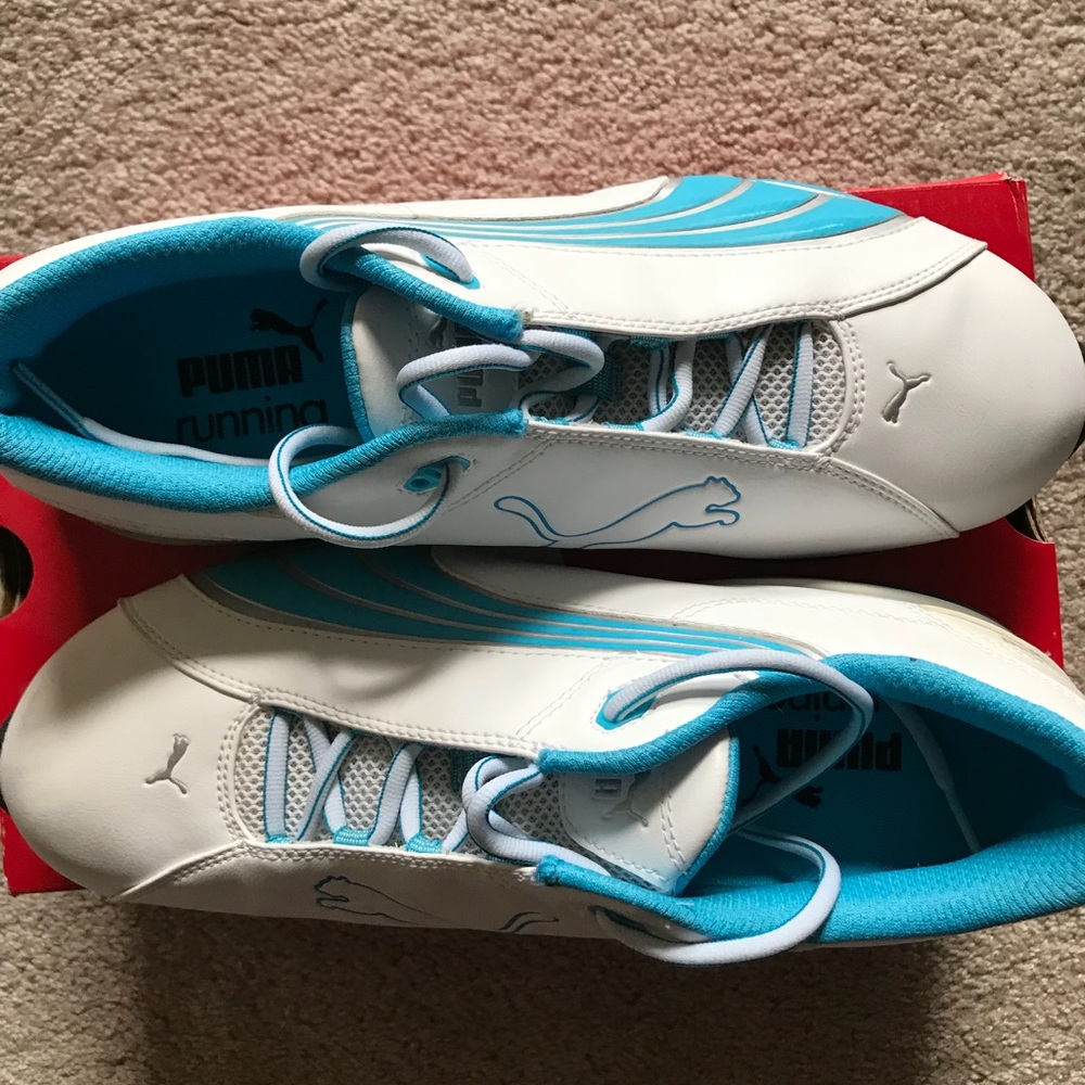 Women’s Puma running shoes